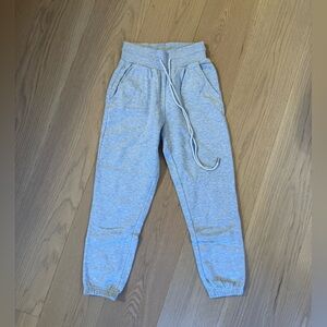 Alo yoga grey sweatpants size XSMALL XS